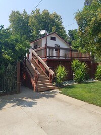 Building Photo - Central Roseville, 1 Bed, 1 Ba, Wall Air, ...