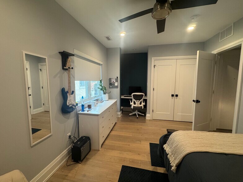 Building Photo - 230 S 3rd St