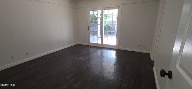 Building Photo - 143 Timber Rd