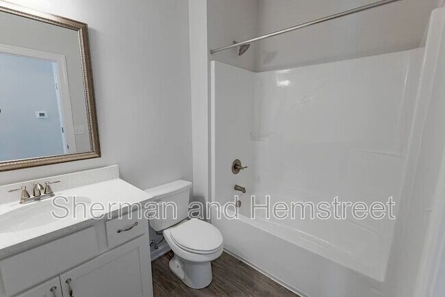 Building Photo - 2034 Lotus Dr