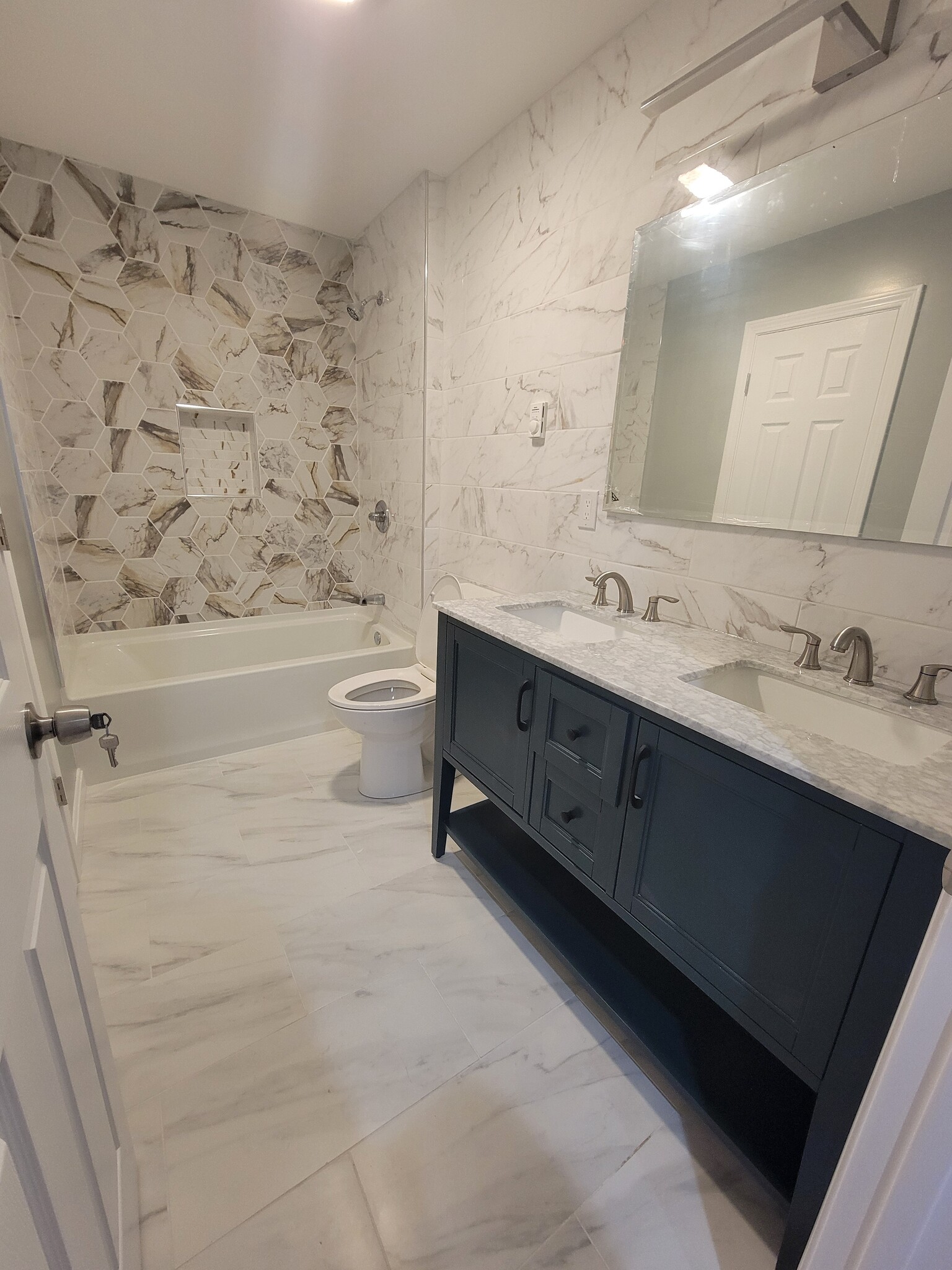 Building Photo - 33 Hamilton St