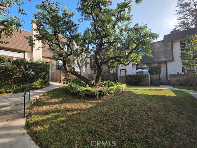 Building Photo - 13963 Riverside Dr