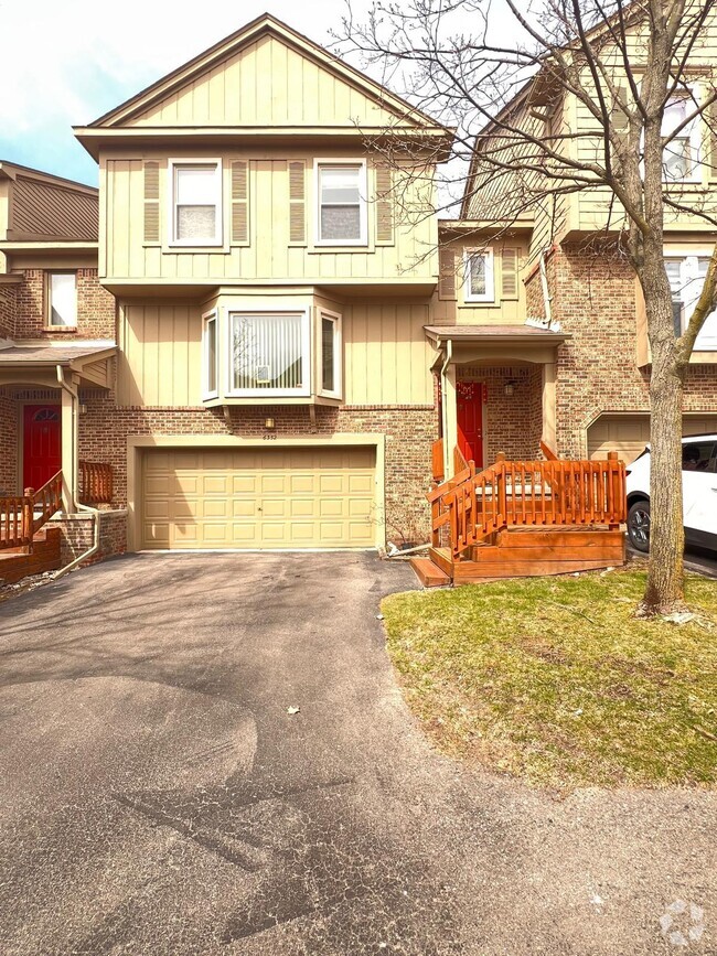 Building Photo - 6352 Aspen Ridge Blvd