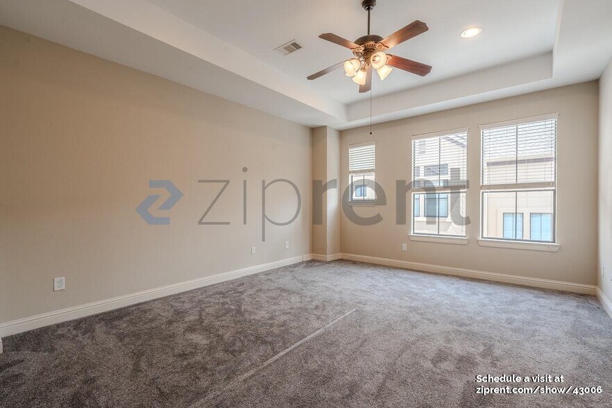 Building Photo - 5213 Eigel St
