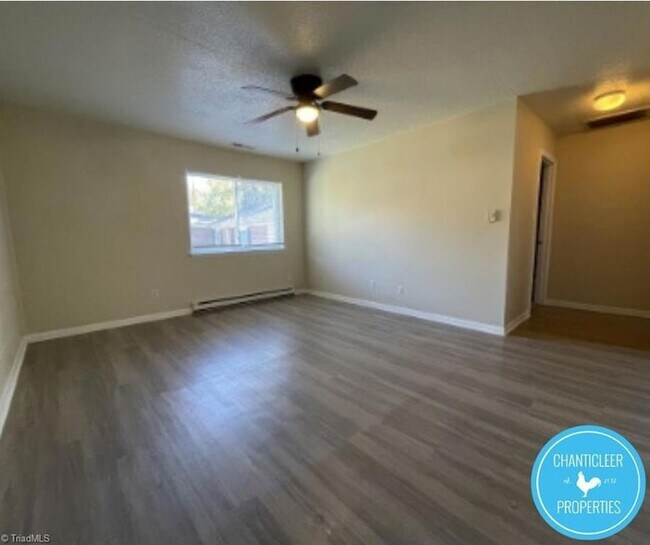 Building Photo - 1504 Autumn Dr