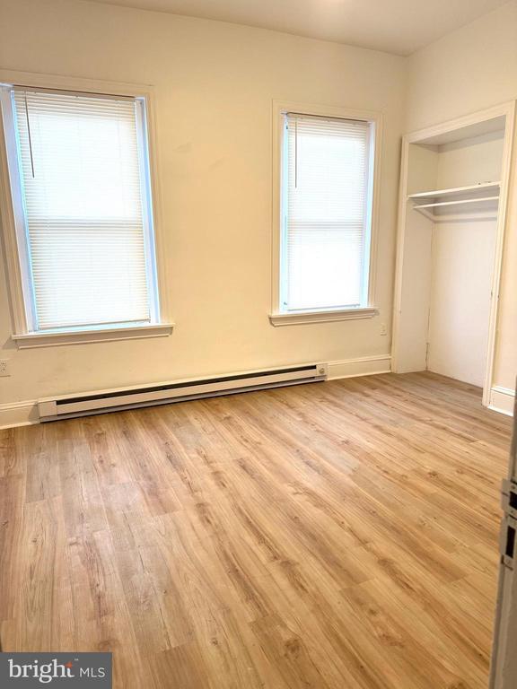 Building Photo - 2423 N Park Ave