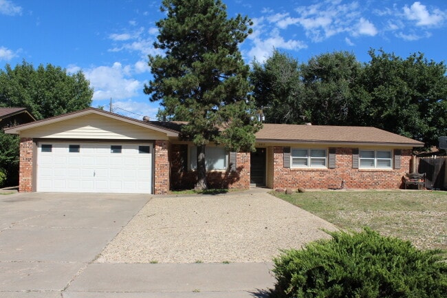 Building Photo - 6213 Avenue W