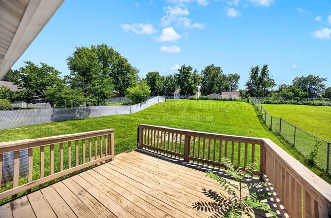 Building Photo - 10608 Canter Way