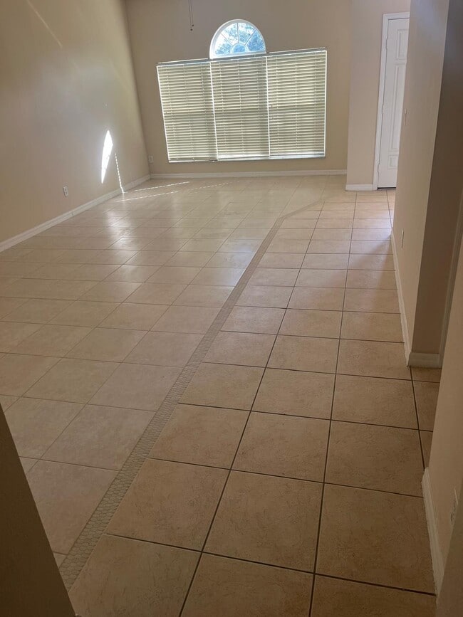 Building Photo - 2651 Eagle Canyon Dr N