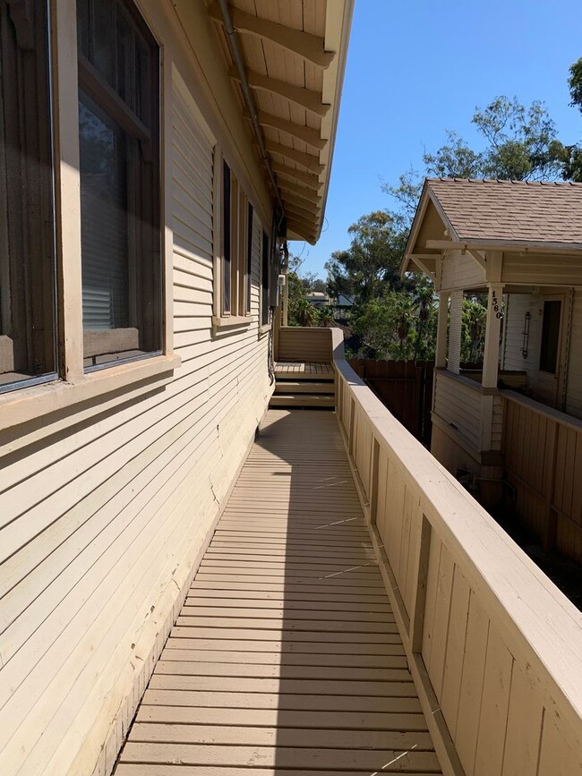 Building Photo - Old World Charm in Cortez Hills!