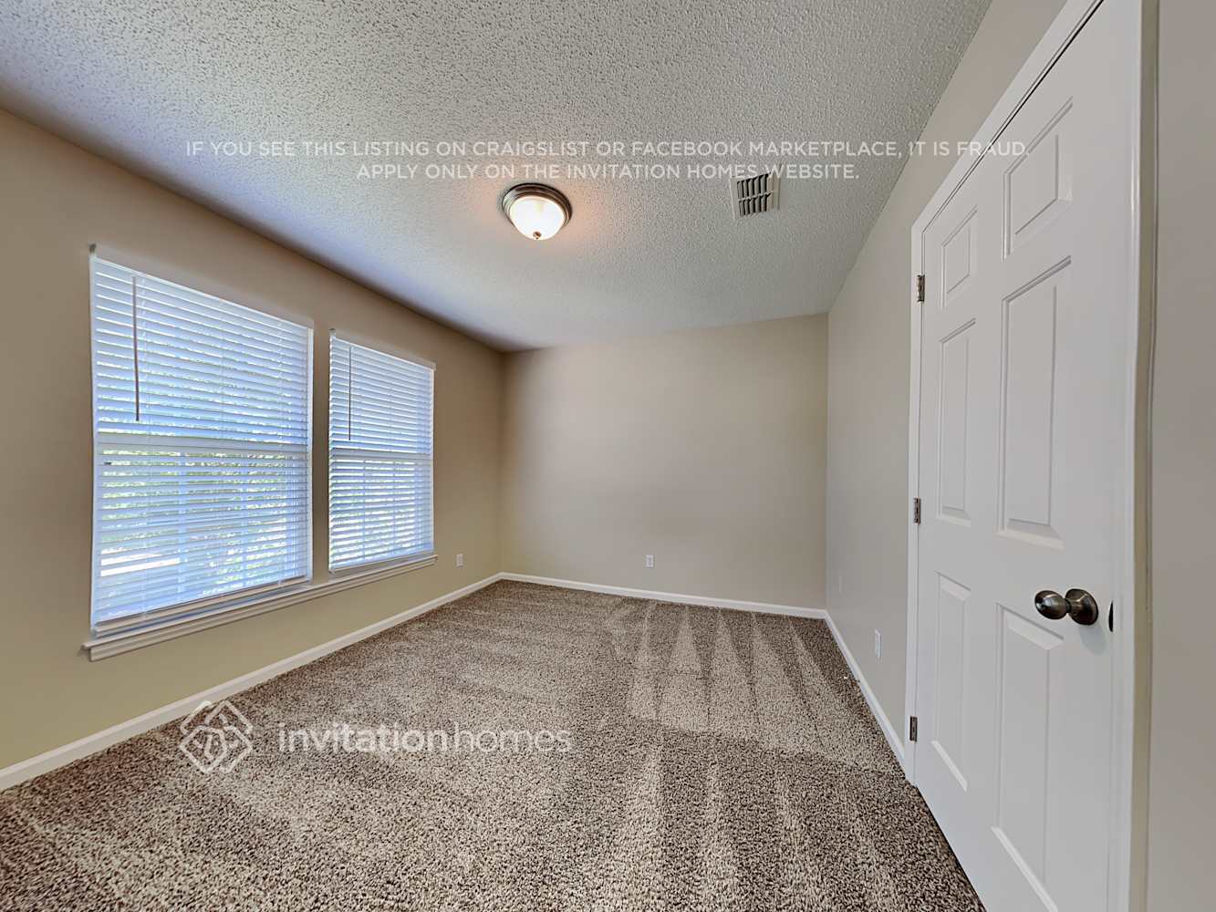 Building Photo - 17216 Chablis Ct
