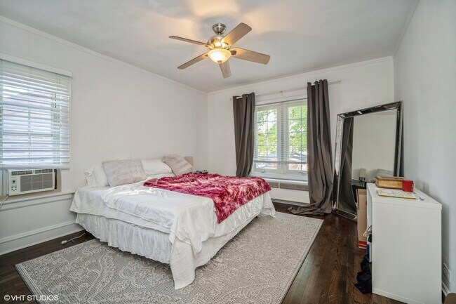 Building Photo - 1443 Bonnie Brae Pl