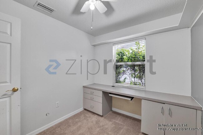 Building Photo - 803 Ellendale Dr