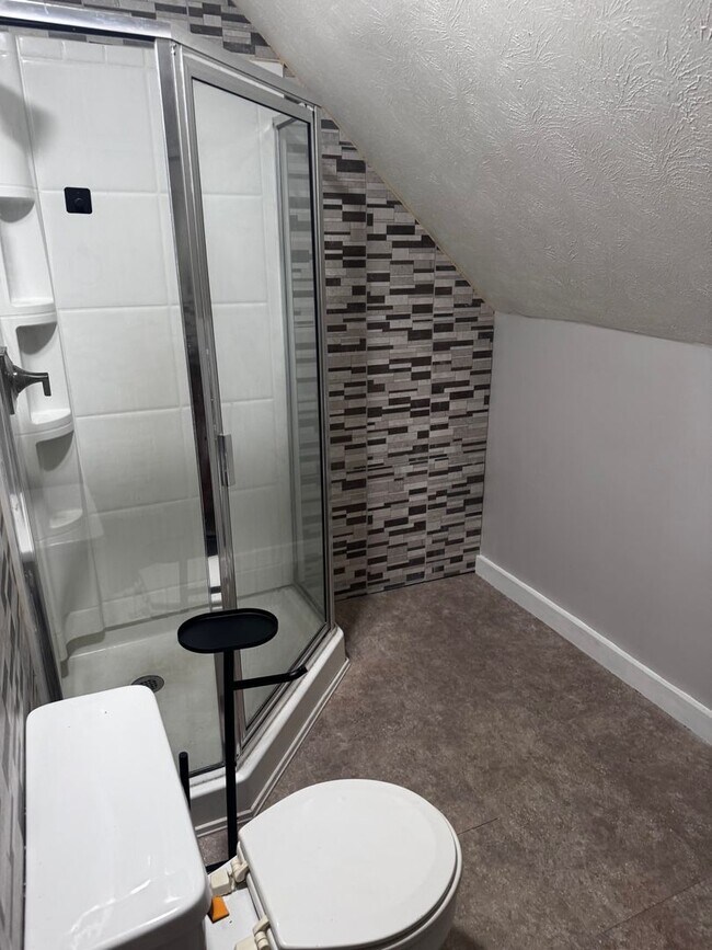 Building Photo - 3811 E 50th St