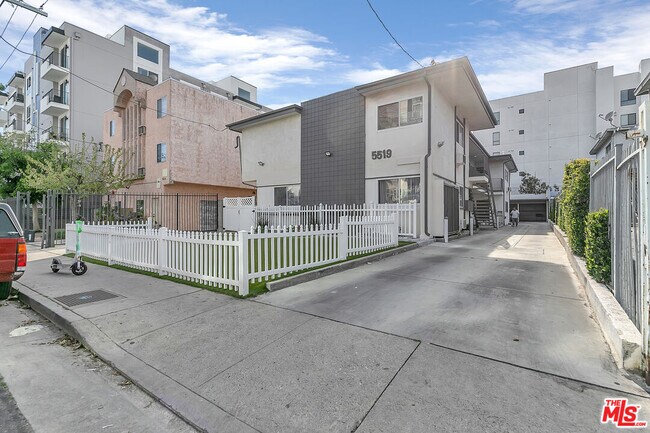 Building Photo - 5519 Bonner Ave