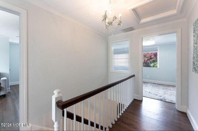 Building Photo - 1597 N Bay Ave