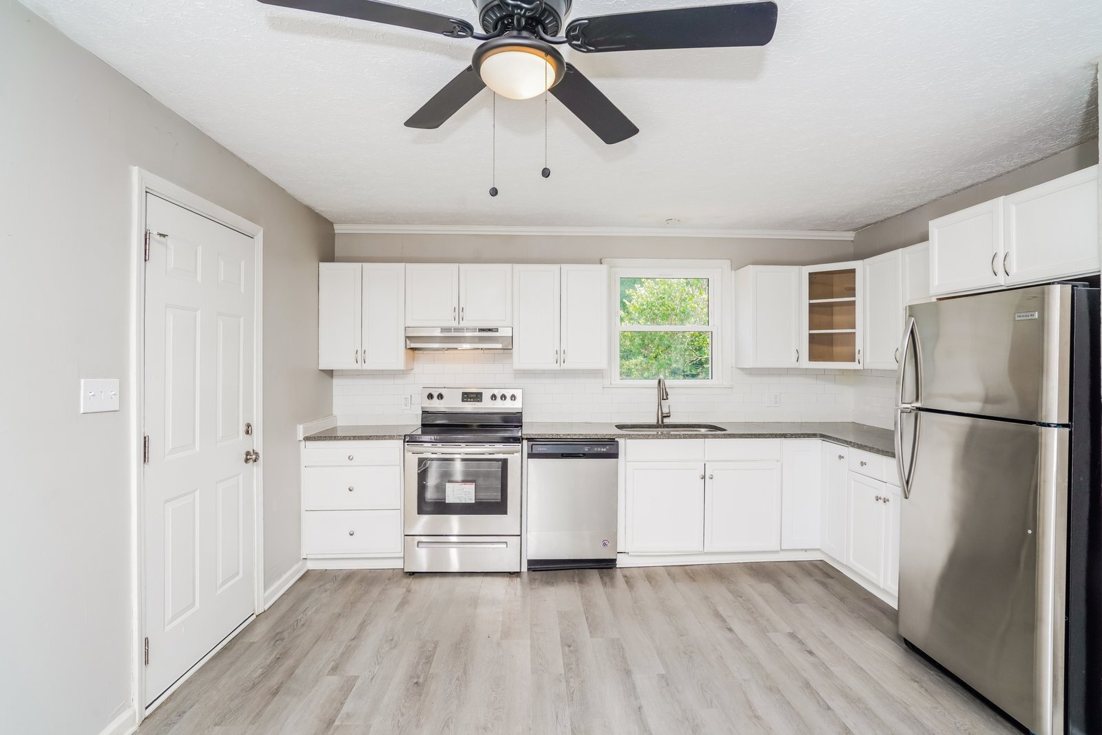 Building Photo - 520 Goyne Ave