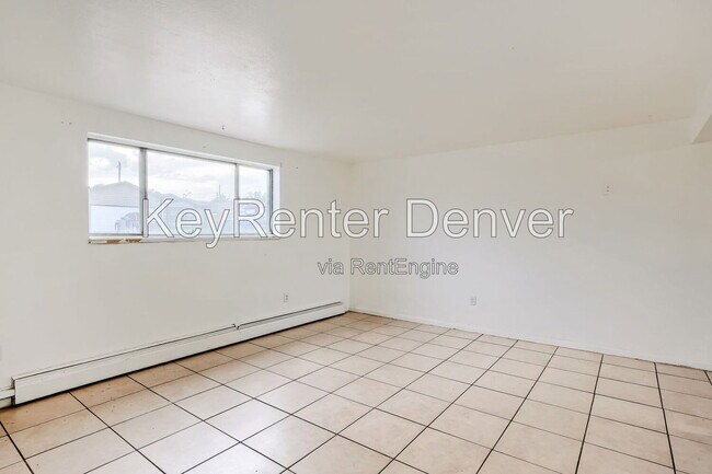 Building Photo - 7950 Patricia Dr