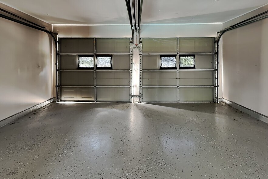Building Photo - 10503 Kirkdale Dr