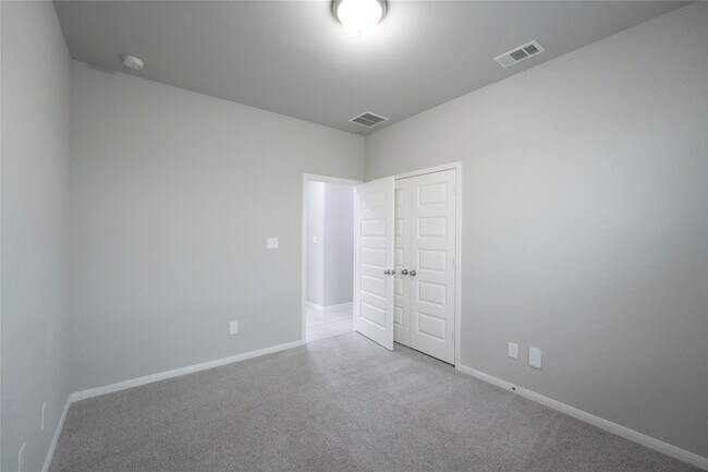 Building Photo - 24238 Golden Fallow Dr