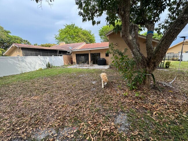 Building Photo - 23261 Boca Club Colony Cir