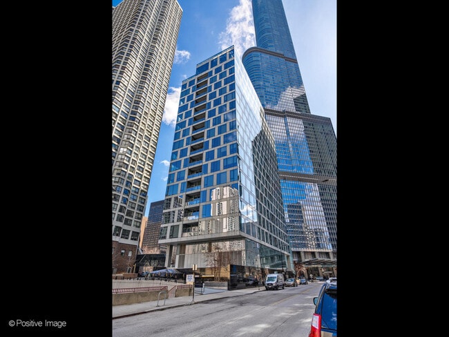 Building Photo - 403 N Wabash Ave
