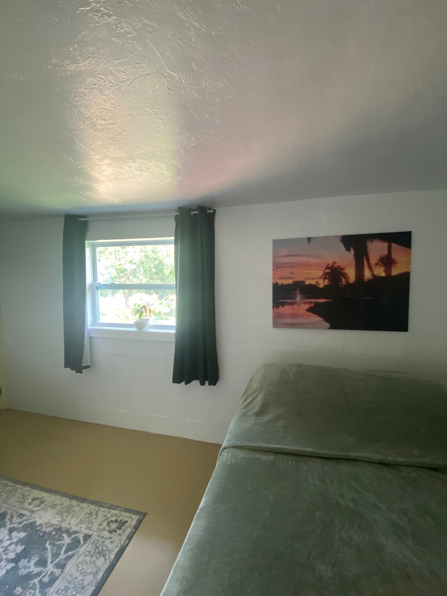 Main room - 5344 Caldwell St