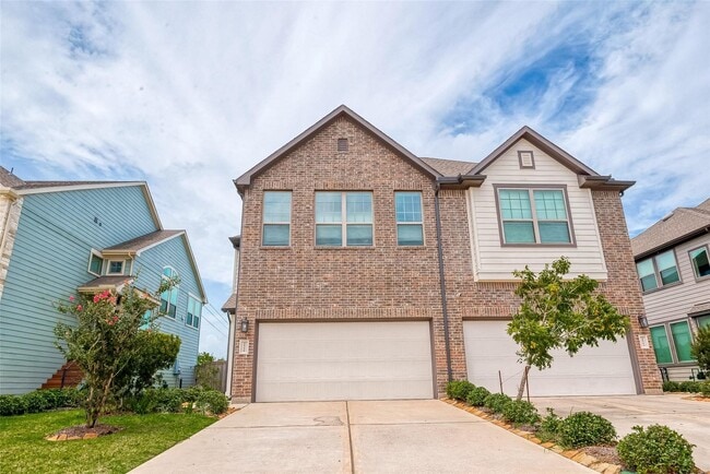 Primary Photo - 2559 Terrace Point Dr