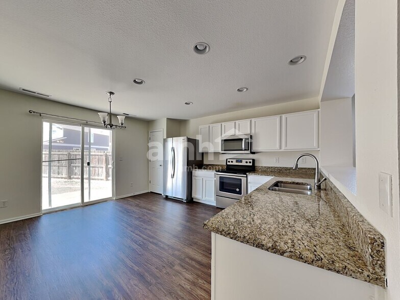 Building Photo - 20 Shenandoah Way