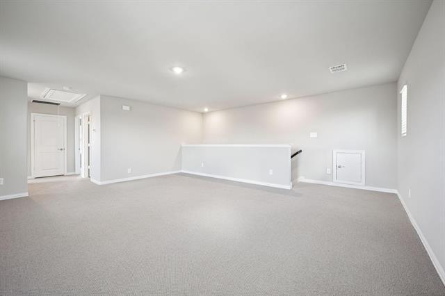 Building Photo - 718 London Town Ln