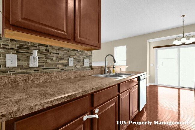 Building Photo - 358 Josaphat Way