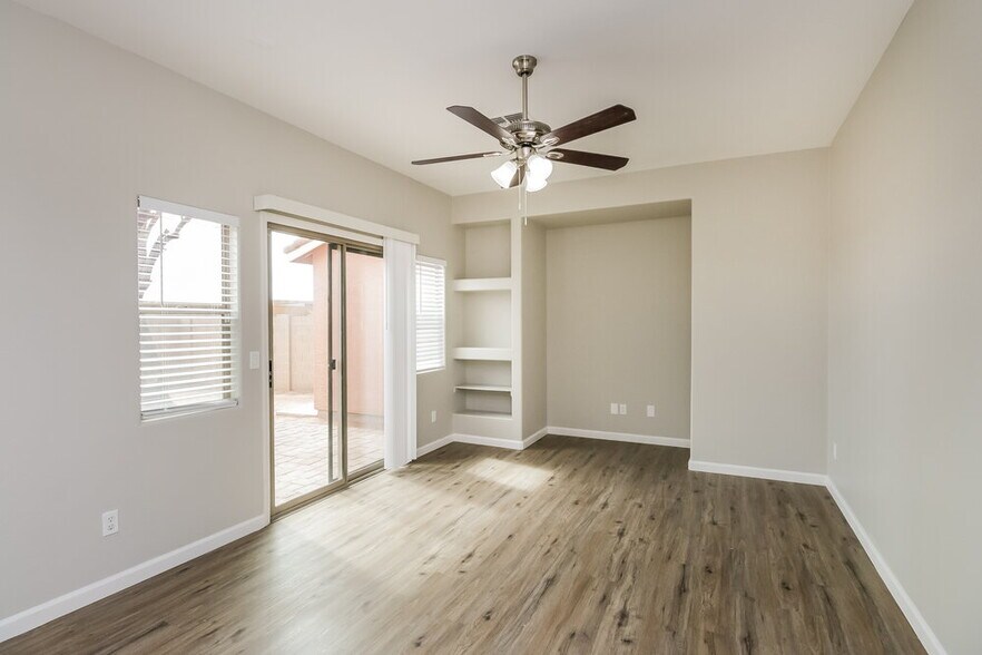 Building Photo - 4743 E Olney Ave