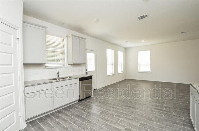 Building Photo - 22334 Auburn Cabin Ln