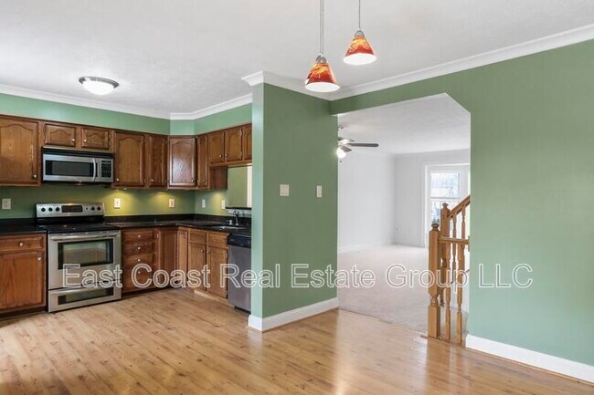 Building Photo - 5257 Earles Ct