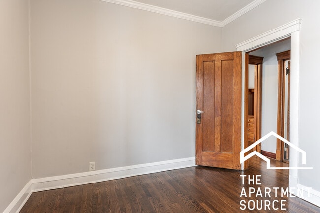 Building Photo - 3602 W Grace St