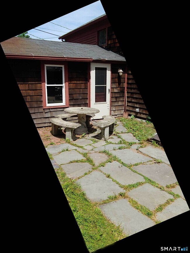 Building Photo - 53 Poquonock Ave