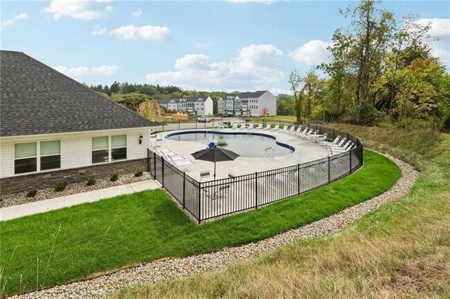 Building Photo - 704 Olivia St