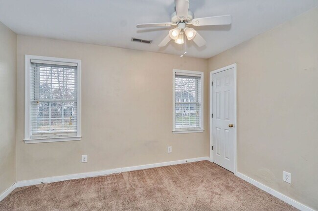 Building Photo - 11430 Wiltstaff Dr