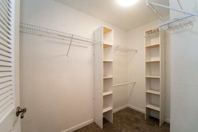 Building Photo - 101 Laurel Wood Way