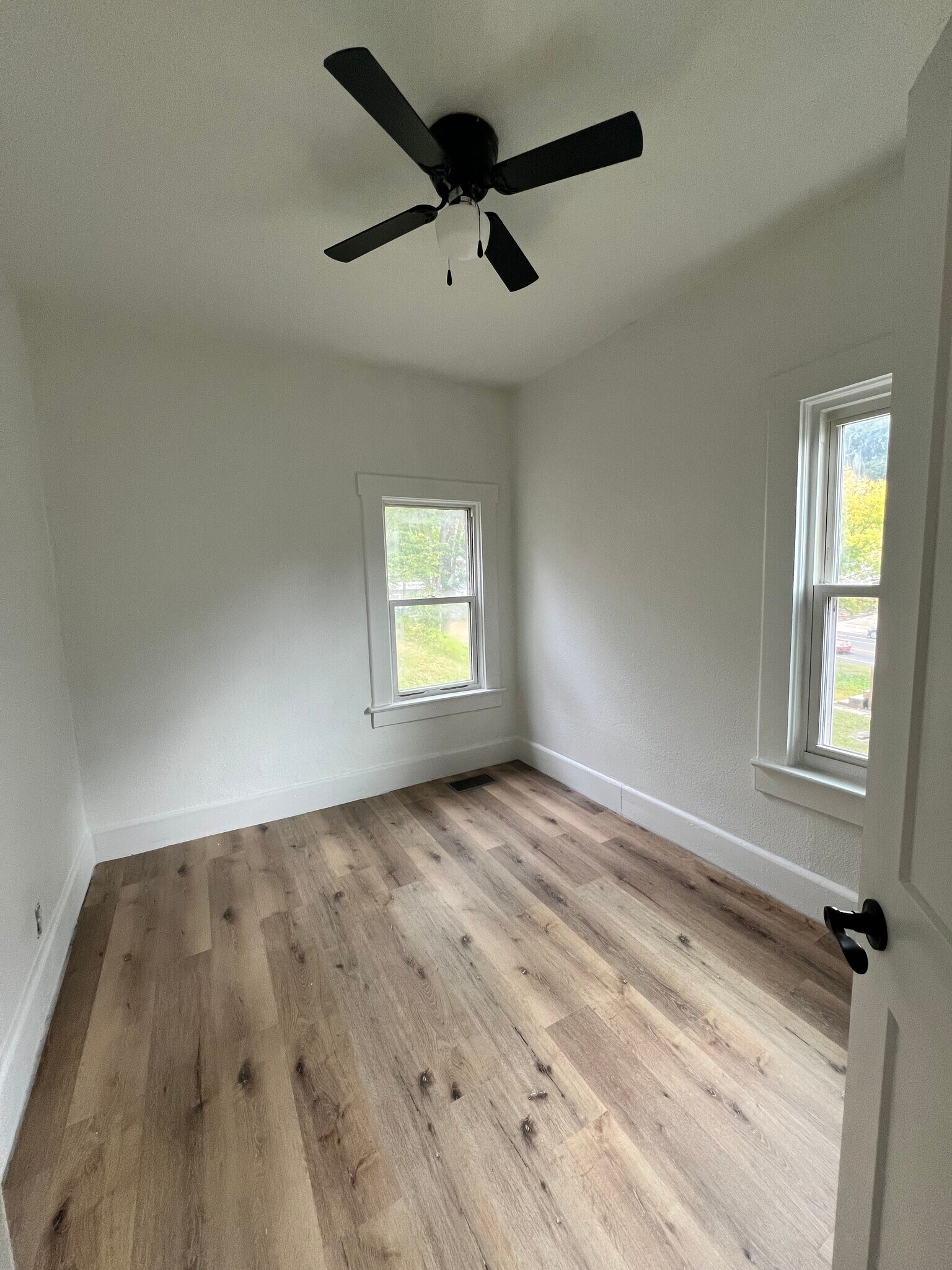 Bedroom 3 - 439 S Parker Dr
