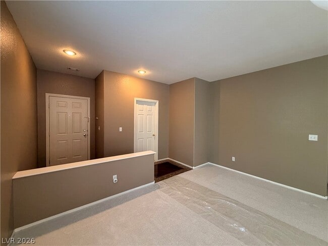 Building Photo - 2271 Surrey Meadows Ave