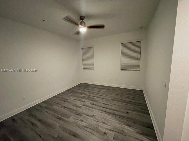 Building Photo - 2850 SW 119th Way