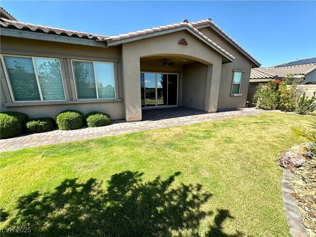 Building Photo - 11857 Albissola Ave