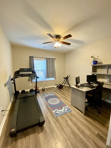 Building Photo - 209 Biraj Ct