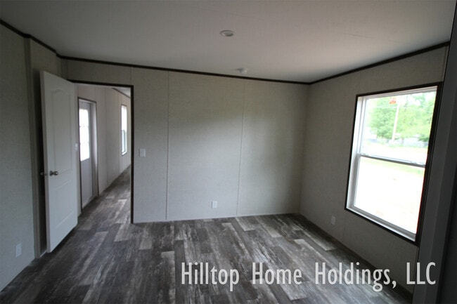Building Photo - 29 Hilltop Rd