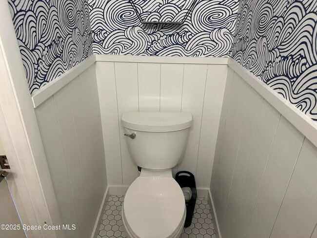 Building Photo - 56 Emerald Ct