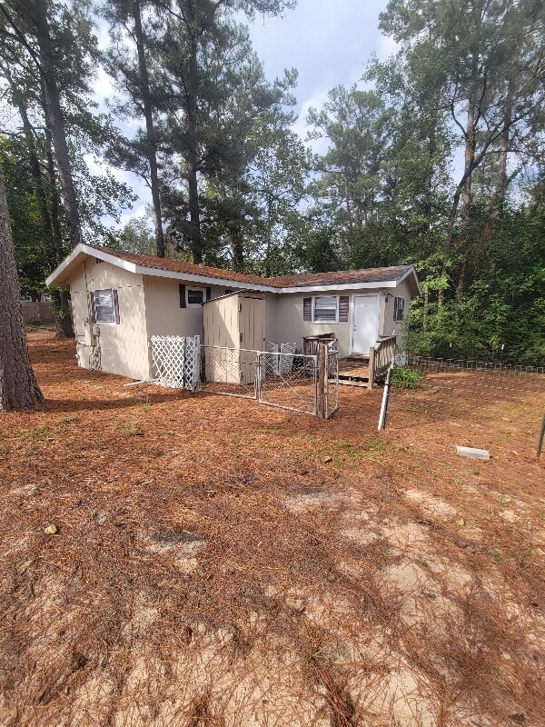 Building Photo - 1420 Fletcher St