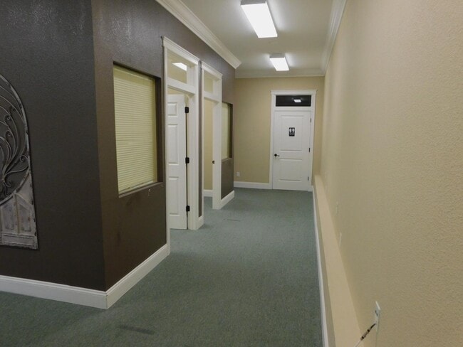 Building Photo - 101 H. St - 2