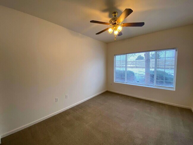 Building Photo - 8765 W Berry Ave