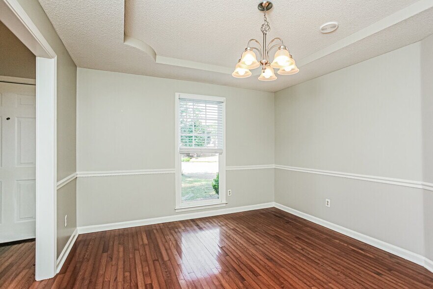 Building Photo - 8893 Wenham Cove E